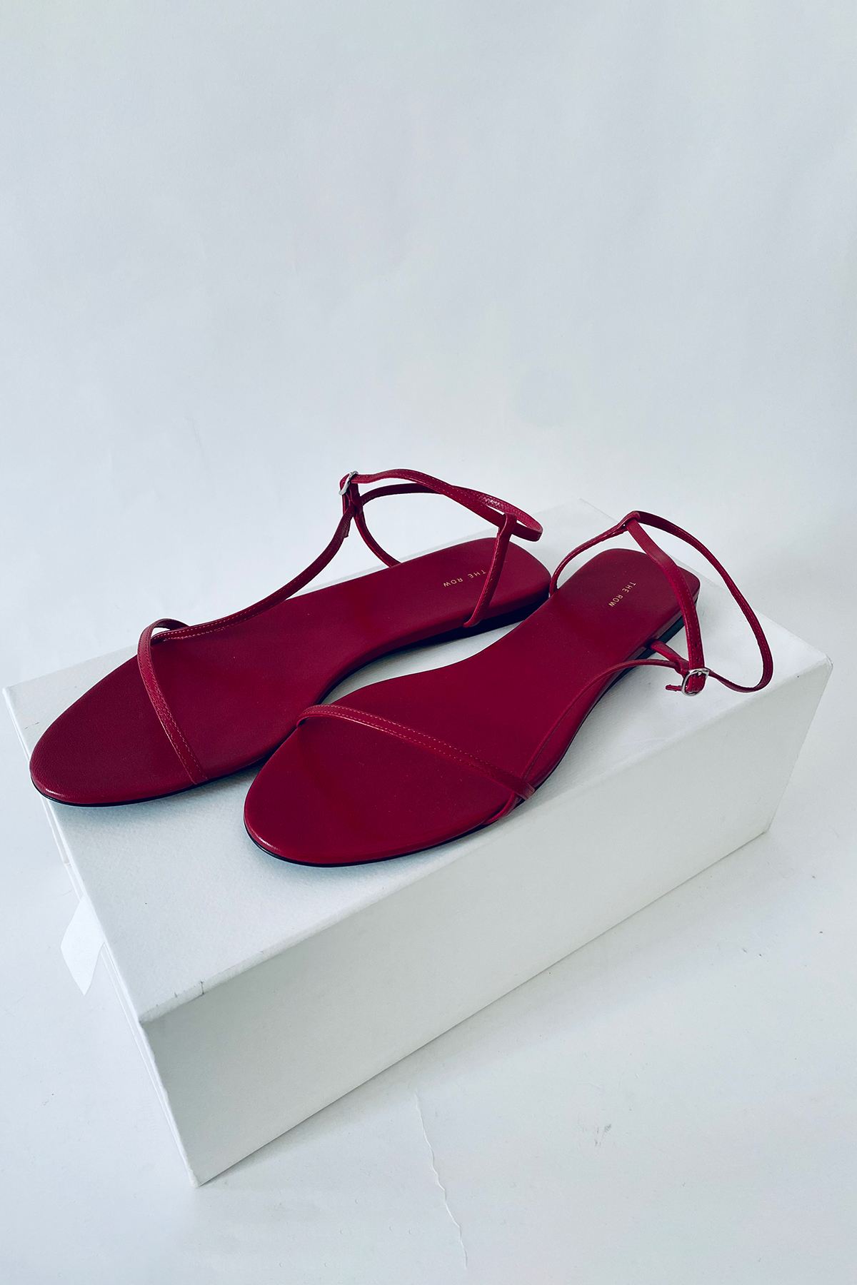 The Row sandal red incl box